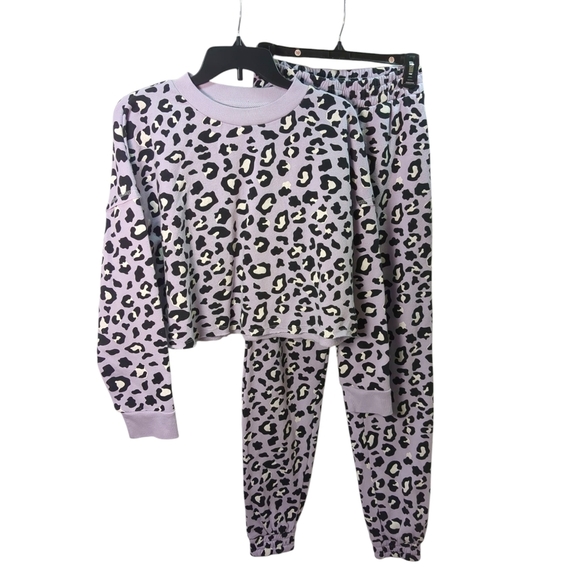 COLSIE 2 Piece Leopard Print Fleece Cropped Lounge Set Sweatshirt & Pants SZ XS - Picture 1 of 6